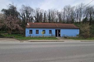 Haus kaufen in 3463 Stetteldorf am Wagram, SANIERUNGSBEDÜRFTIGES LANDHAUS MIT KLEINEM HOLZSCHUPPEN UND RUHIGEM INNENHOF AN DER WAGRAMKANTE MIT KLEINEM WEINKELLER FÜR 1-2 PERSONEN