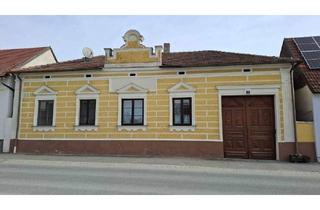 Bauernhäuser zu kaufen in 3752 Röhrawiesen, Stilvolles Wohn-Bauernhaus mit Nebengebäuden und Grüngarten!