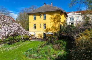 Villen zu kaufen in 4490 Sankt Florian, Jahrhundertwende-Juwel: Jugendstil-Stadthaus mit privatem Park.