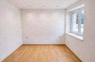 Wohnung mieten in 6460 Imst, Ab Anfang Mai! - Frisch sanierte 2-Zimmer-Wohnung mit Balkon & Parkplatz in Imst