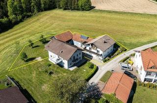 Haus kaufen in 5241 Maria Schmolln, WOHNTRAUM im Grünen!Teilsaniertes Anwesen mit 2 Wohneinheiten in Ruhelage / Garagen / Nebengebäude / Grünland