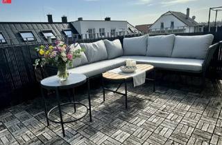 Wohnung kaufen in 2231 Strasshof an der Nordbahn, Neuwertige 3-Zimmer-Dachgeschosswohnung mit Balkon & Garage