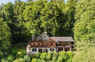 Bauernhäuser zu kaufen in 5163 Mattsee, Ursprüngliches Bauernhaus mit Panoramablick über das Salzburger Alpenvorland