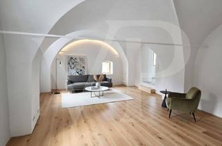 Haus kaufen in 2511 Pfaffstätten, Einzigartiges Wohnerlebnis im historischen Schlüsslerhof (13. Jh.) – Luxus trifft Geschichte & Gestaltungsspielraum