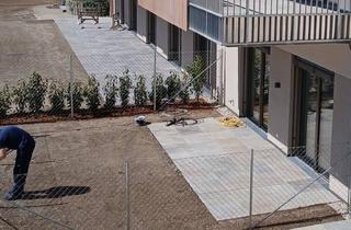 Wohnung mieten in Anton Bruckner Straße 11/2, 4600 Wels, Neubau - Erstbezug - Top 2 - Wunderschöne 2 Zimmerwohnung mit Kleinem Garten, Terrasse und einem Eigenen Tiefgaragenplatz