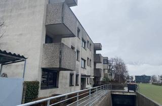 Wohnung kaufen in 6020 Innsbruck, Charmante Großgarconniere mit Terrasse in Amras - Renovierungsprojekt zum Top-Preis!