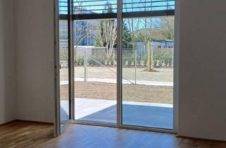 Wohnung mieten in Anton Bruckner Straße 11/5, 4600 Wels, Neubau - Erstbezug - Top 5 - Wunderschöne 2 Zimmerwohnung mit Terrasse, Kleinem Garten und Eigenem Tiefgaragenplatz