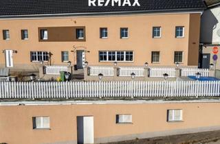 Haus kaufen in 4902 Wolfsegg am Hausruck, Neuer Preis: Zwei Wohneinheiten mit Restaurant in Wolfsegg