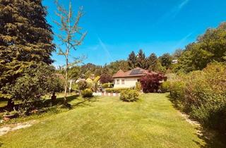 Einfamilienhaus kaufen in 4111 Walding, Wohnen in Walding: Bungalow mit Pool, PV Anlage und Wärmepumpe auf Großzügigem Grundstück