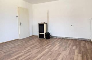 Wohnung kaufen in 2620 Neunkirchen, Viel Potenzial in guter Lage – Wohnung mit Balkon und eigenem Garten