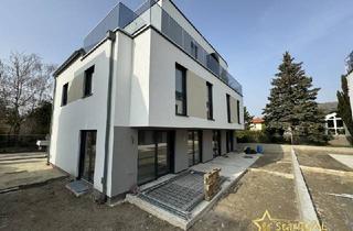 Haus kaufen in Auhirschenweg, 1220 Wien, PREIS DRASTISCH REDUZIERT! AUHIRSCHENWEG. 120m² GARTEN-/AUSSENFLÄCHE! HIGH-END-AUSSTATTUNG! PROVISIONSFREI für den Käufer.