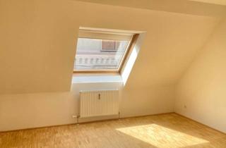 Wohnung mieten in Schörgelgasse, 8010 Graz, Helle, Zentrale, Ruhige Dachgeschoßwohung Als 2erwg Geeignet