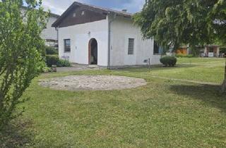 Grundstück zu kaufen in 2540 Bad Vöslau, Bad Vöslau, parkähnlicher Grund mit kleinem Wohnhaus