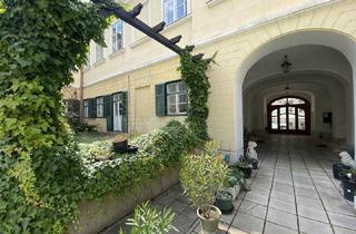 Wohnung kaufen in 2500 Baden, Baden Zentrum: 2 Zimmer - Gartenwohnung im Metternich-Hof!