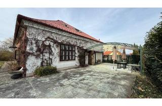 Villen zu kaufen in 7540 Güssing, Historische Villa mit Burgblick und parkähnlichem Garten