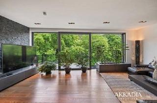 Villen zu kaufen in Rosentalgasse, 1140 Wien, Energieeffiziente Villa mit Pool & unverbaubarem Waldblick