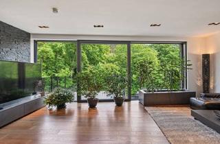 Villen zu kaufen in Rosentalgasse, 1140 Wien, Energieeffiziente Villa mit Pool & Unverbaubarem Waldblick