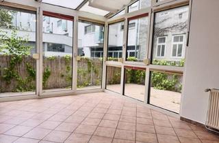 Büro zu mieten in Burggasse, 1070 Wien, Charmantes Altbaubüro mit Wintergarten und Terrasse! Mietdauer Unbefristet!