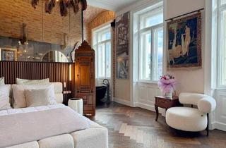 Wohnung kaufen in Linke Wienzeile, 1060 Wien, The essence of Vienna - Exklusives Altbaujuwel am Naschmarkt – 167 m² zeitlose Eleganz, Blick auf Wiens neuen Naschpark