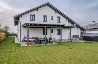 Haus kaufen in 4974 Bischelsdorf, Großzügiges Wohnhaus mit Blick Ins Grüne