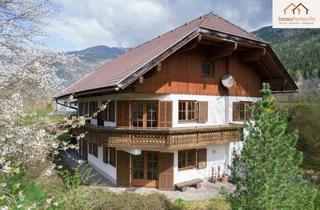 Einfamilienhaus kaufen in 9853 Fischertratten, Charmantes Landhaus mit Alpenblick, 2.400 m² Bauland & Ausbaupotenzial