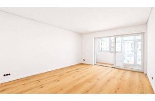 Wohnung kaufen in 6020 Innsbruck, Erstbezug nach Sanierung: Helle 3-Zimmer-Wohnung mit Loggia, Balkon und direktem Liftzugang!