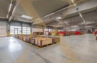 Büro zu mieten in 4060 Leonding, Flexible Lagerhalle mit Rolltoren und Rampen in Leonding zu vermieten!
