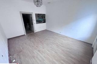 Wohnung kaufen in 1120 Wien, Schnäppchen in Gefragter Lage Meidlings | Bastlerwohnung in Saniertem Altbau!