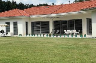 Haus kaufen in 8323 Krumegg, Ruheoase - Exklusiver Bungalow im Grünen - großzügige Liegenschaft in Graz Umgebung