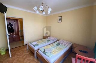 Wohnung kaufen in 1060 Wien, RUHIGE HOFLAGE + FREIER MIETZINS