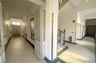 Wohnung kaufen in Keinergasse, 1030 Wien, Singlewohnung! Dachgeschosswohnung Nähe U3 Kardinal Nagel Platz