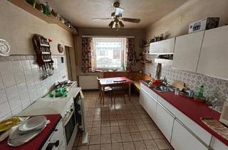 Haus kaufen in 2184 Hauskirchen, BIETERVERFAHREN! Verlassenschaftsverkauf mit ca. 431 m² Grund – viel Raum für neue Ideen