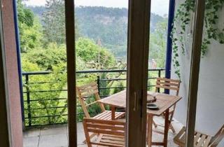 Wohnung mieten in Weinberggasse 31, 6800 Feldkirch, Feldkirch: Schöne 2-Zimmer-Wohnung 61 m2 mit Balkon in toller Lage am Ardetzenberg bei Feldkirch