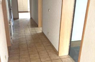 Wohnung kaufen in Tiergartenstraße 35, 6020 Innsbruck, PREISREDUKTION: Perfektes Anlegerobkjekt in IBK in UNI-Nähe: Geräumige, zentral gelegene 3-Zimmer Wohnung mit Loggia, Keller und 1 AAP-FL!