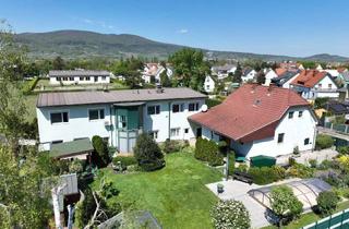 Haus kaufen in 2514 Traiskirchen, Zwei Häuser - großes Grundstück in ruhiger Lage - moderner Pool inklusive!