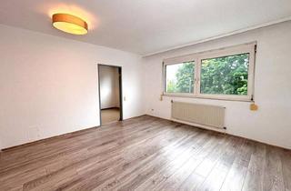 Wohnung kaufen in Emmy Stradal-Straße, 2020 Hollabrunn, Charmante 1-Zimmer-Wohnung mit Separater Küche und Blick auf den Grünen Innenhof in Hollabrunn