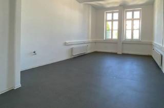 Büro zu mieten in Triester Straße, 1100 Wien, Büro Studio in Ehemaliger Fabrik Nähe Triester Straße