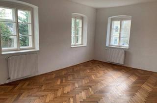 Wohnung mieten in 4910 Ried im Innkreis, Charmante Wohnung mit Altbaucharme in Villenlage