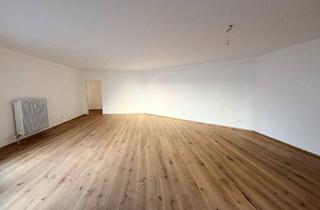 Wohnung mieten in Murlingengasse, 1120 Wien, Erstbezug nach Sanierung! 105 m2 große ruhige 3-Zimmer Wohnung mit großzügigem Wohnzimmer zu vermieten!