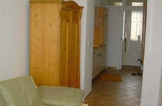 Wohnung mieten in Zippererstraße, 1110 Wien, Im Grünen (Und Doch In) der Stadt - English Below