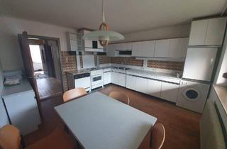 Wohnung mieten in 6170 Zirl, geräumige Zweizimmerwohnung mit großer Wohnküche, WG geeignet, auch Zimmermiete möglich