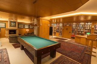 Villen zu kaufen in 2230 Gänserndorf, Traumhafter Bungalow mit Indoor-Pool, Weinkeller & Großem Garten auf Eigengrund