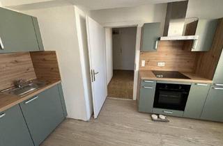 Wohnung mieten in 9020 Klagenfurt, Saniert - neue Küche - Altbau - 3. Stock mit LIFT !!