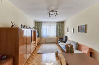 Wohnung kaufen in Knollerstraße, 6020 Innsbruck, Pradl: Renovierungsbedürftige 3-Zimmer-Wohnung