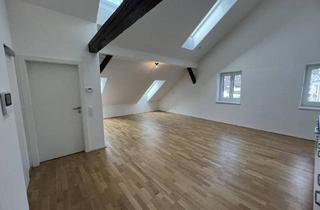 Wohnung mieten in 4840 Vöcklabruck, Exklusive Dachgeschosswohnung mit Villen Flair in der Vorstadt Vöcklabruck zum Sofortbezug