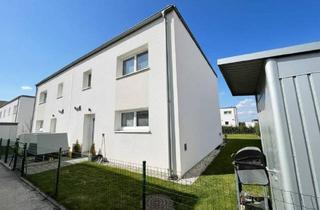 Doppelhaushälfte kaufen in 2604 Theresienfeld, Traumhaftes Wohngefühl - top ausgestattetes Haus mit gemütlicher Terrasse, Garten und 2 Autoabstellplätzen!