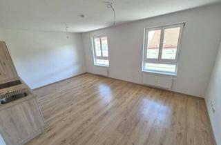 Wohnung mieten in Annenstraße 26 & 26a/b, 8020 Graz, Geförderte Altbauwohnung im 4. Stock mit 2 Zimmern