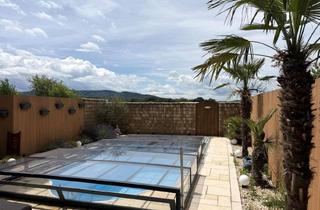 Reihenhaus kaufen in 2105 Unterrohrbach, Exklusive Wohneinheit im Eckreihenhaus mit Luxusgarten & Pool / Exclusive Unit in A Corner Townhouse With A Luxurious Garden And Pool /