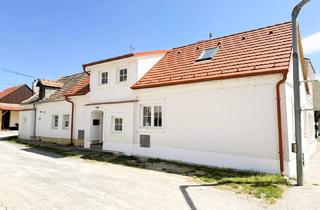 Bauernhäuser zu kaufen in 7062 Sankt Margarethen im Burgenland, Kleines Haus, große Möglichkeiten! Saniertes Bauernhaus im Gemeinschaftshof!