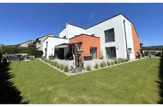 Einfamilienhaus kaufen in 8225 Pöllau, Pöllau - Designerhaus mit Panoramadachterrasse, zwei Wohneinheiten und Premium Garagenlösung Platz für 5 Autos - sehr interessant für Oldtimer oder Luxusautos